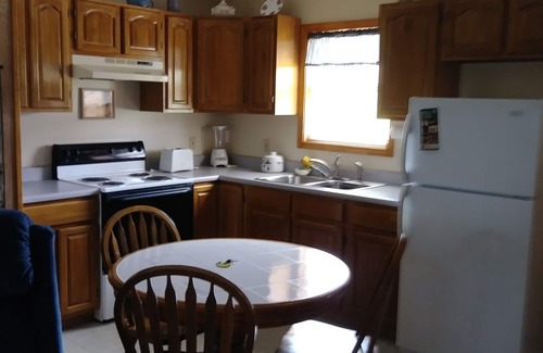 Newport Cabin | Mountain Cabin Getaway. 45 Minutes From Pigeon Forge And Gatlinburg