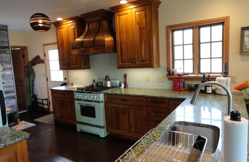 Town of Hebron Cabin | Mountain Cabin Hebron, NY, 56 ac. 360 deg. views, outdoor year-round hot tub.