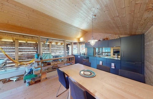 Mutten House | Mountain Cabin Mutten