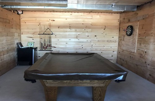 Chewelah House | Mountain Cabin Near 49 Degrees North Ski Resort and the best Huckleberry picking