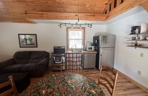 Piedmont Cabin | Mountain Cabin on the Chief Ladiga Bike Path, Terrapin Creek, and Pinhoti Trail