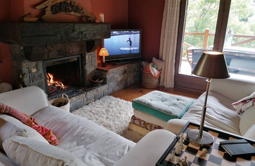 Vilallonga de Ter House | Mountain Chalet- Les pedres