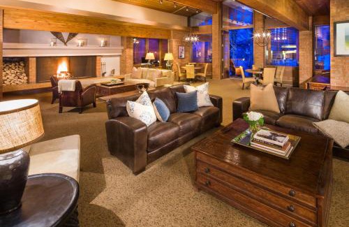 Snowmass Village Resort | Mountain Chalet Snowmass