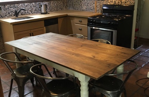 Healdsburg Cottage | Mountain Cottage near Russian River, hiking & downtown, family and pet friendly
