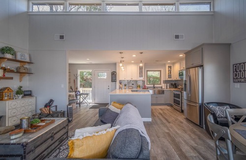 Brevard House | Mountain Cottage