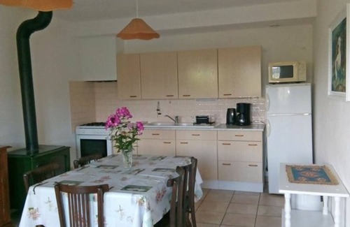 Le Tholy Cottage | Mountain cottage with fireplace, wifi, and lovely grounds