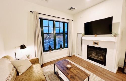 Vernon Apartment | Mountain Creek Resort at Appalachian Hotel - Pool & Hot Tub