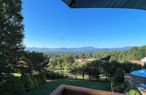 Candler Apartment | Mountain Escape