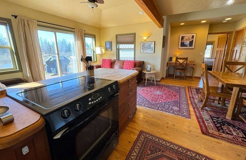 Driggs House | Mountain Family Cottage Near Ski Hill Road, Grand Targhee