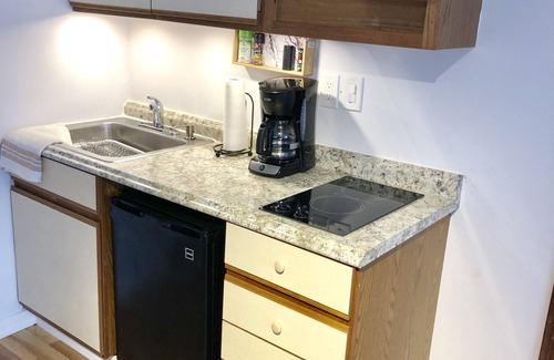 Bakerton Apartment | Mountain Farmhouse Suite Near Harpers Ferry