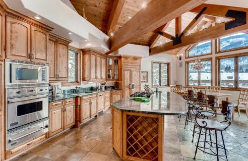 Vail House | Mountain Flower