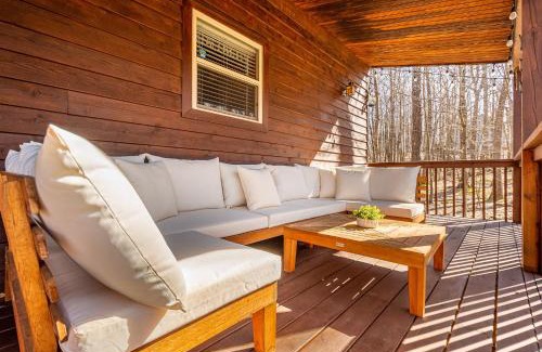 Mountainside House | Mountain Freedom