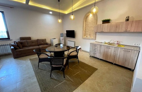 Tuzdybastau House | Mountain Garden & SPA
