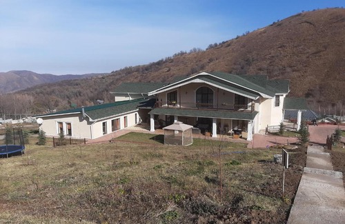 Tuzdybastau House | Mountain Garden & SPA