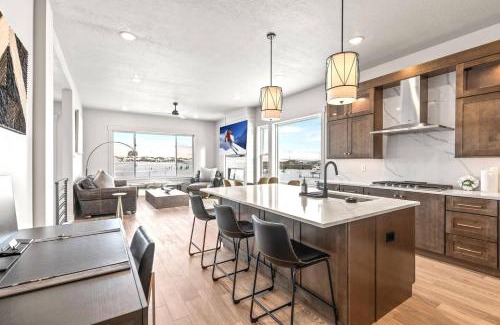 Park City House | Mountain Getaway Air Hockey E-Bike Ping Pong