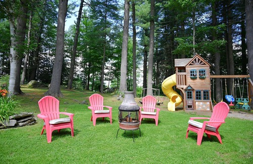 North Troy House | Mountain Getaway- Family Friendly Home w/Indoor Hot Tub, 5mi to Jay Peak
