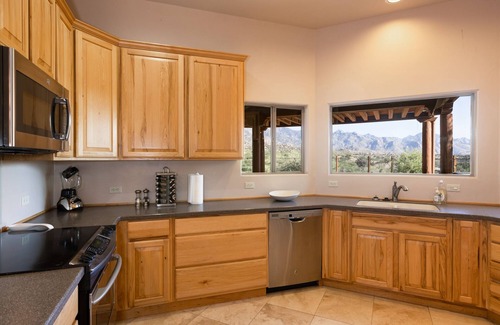 Catalina House | Mountain Getaway, Tranquility, Beauty, Ambience, Stunning View