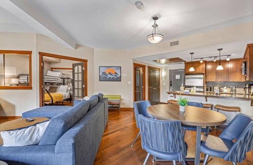 Canmore Condo | Mountain Getaway | Walkout Patio to Pool & Hot Tub