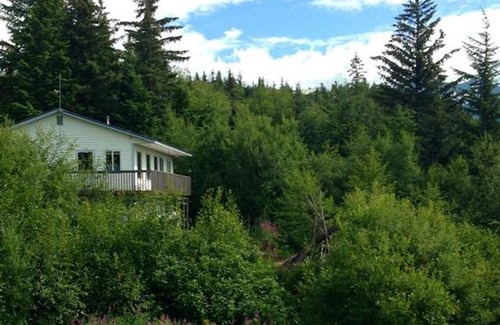 Haines Ski Chalet | Mountain Glacier View Surrounded by Habitat