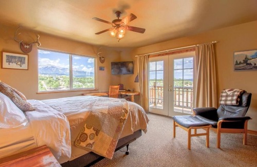 Salida Bed & Breakfast | Mountain Goat Lodge