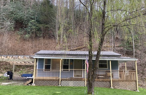 Burnsville House | Mountain home beautifully renovated