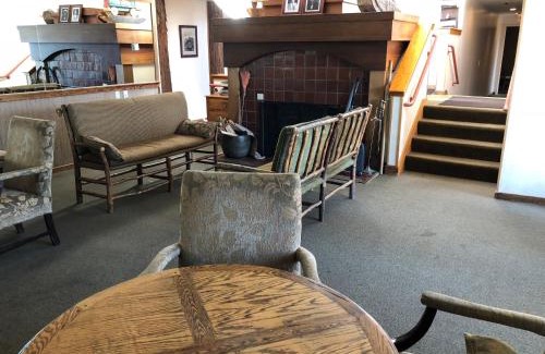 Mill Valley Hotel | Mountain Home Inn