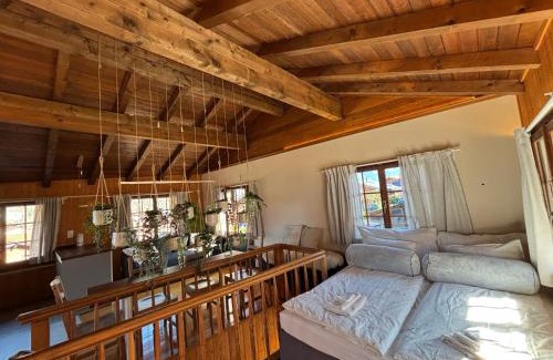 Boenigen House | Mountain Homes - Outpost