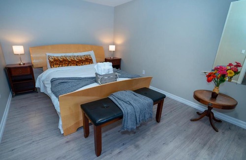 Haliburton House | Mountain House in the Heart of Haliburton, Mins to Lake
