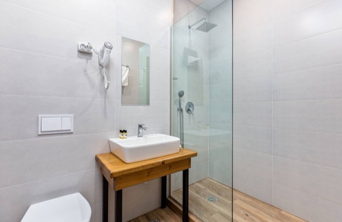 Gergeti Hotel | Mountain House Kazbegi
