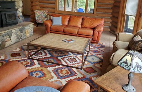 Tamarack Cabin | Mountain House, Large Deck, Hot Tub, Near Tamarack