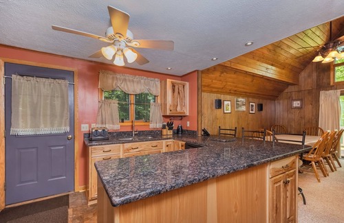 Oakland Cabin | Mountain House