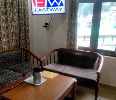 Bhagsu Nag House | Mountain
