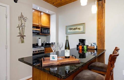 Wintergreen Condo | Mountain Inn Lodge 54 with Wintergreen Advantage