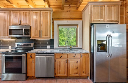Huntersville House | Mountain Island Lake Lodge: Private Dock, Kayaks, Paddle Boards, Family Fun!