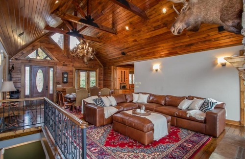 Boone House | Mountain Laurel Lodge