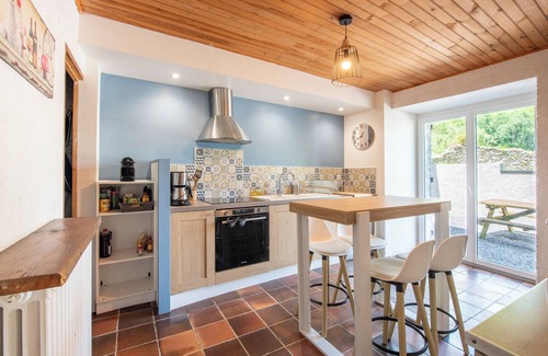 Gere-Belesten House | Mountain Lodge 'Au Milan D'Oré' – Stunning Views, Private Terrace, and Wi-Fi in the Pyrenees