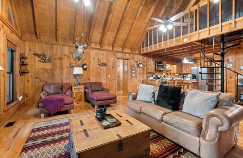 Suches Cabin | Mountain Lodge- Pet Friendly - Firetable- Stunning View - Tranquil Surroundings