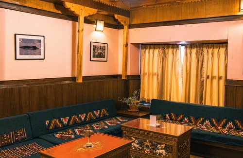 Namche Bazaar Hotel | Mountain Lodges of Nepal - Namche