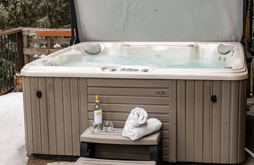 Blue River House | Mountain Manor · Mountain Manor| Luxury Home 5 min to Breck| HotTub