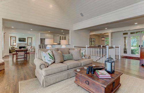 Big Canoe House | Mountain Manor - Mountain views and luxurious comfort in Big Canoe!