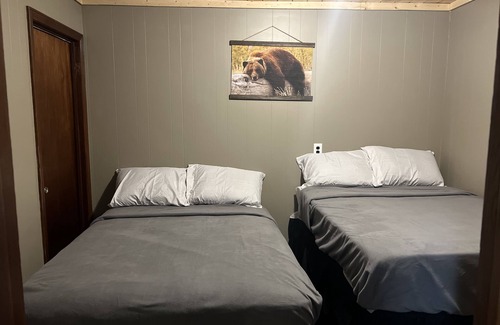 Rock View Cabin | Mountain Memories trail lodge in Pineville WV