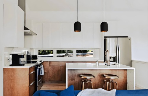 Young Harris Cabin | Mountain Mod with Pool & Hot Tub