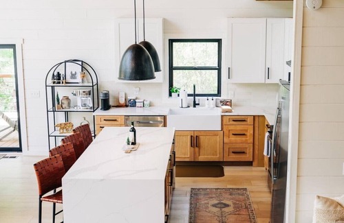 McArthur Cabin | Mountain Modern Lodge in the Hocking Hills
