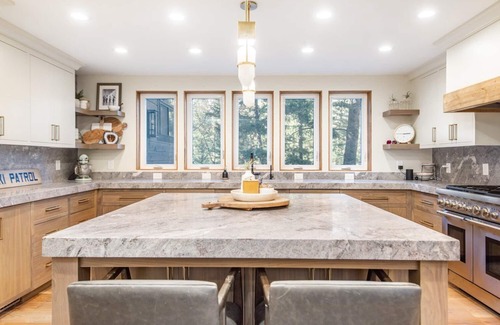 Sundance Cabin | Mountain Modern on Balsam - Modern, Clean, Comfortable, Hot Tub, Private, Wooded