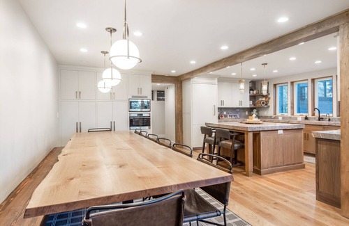 Sundance Cabin | Mountain Modern on Balsam - Modern, Clean, Comfortable, Hot Tub, Private, Wooded