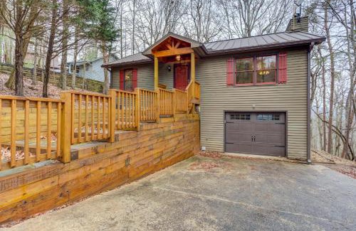 Walnut Mountain House | Mountain Oak Manor