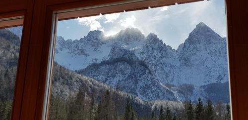 Gozd Martuljek Apartment | Mountain peaks Apartment with Sauna
