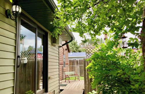 Hill City Cabin | Mountain Peaks Inn, GREEN MOUNTAIN SUITE, Downtown Hill City