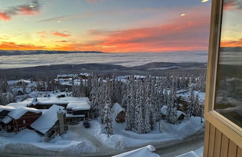 Big White Ski Resort Condo | Mountain Penthouse with elevator ski in/out pet friendly
