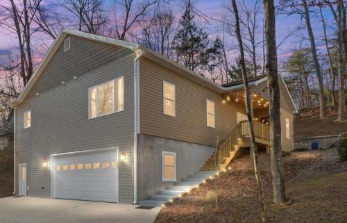 Mount Jackson House | Mountain Retreat-Bryce Resort Passes-Fire Pit-BBQ